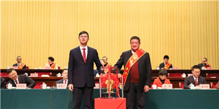 虎年新春“开门红”！谈球吧体育官网入口木业斩获2021年度“新象”、“规模十强”、“税收十强”企业三项嘉奖